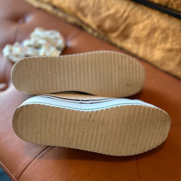 Joie Danbis Platform Sneakers - Picture 9 of 10